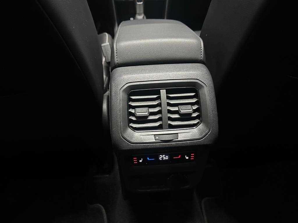 Volkswagen Tiguan 2022 Blanco - Importación desde Corea - HF Imports Iquique - Foto 14