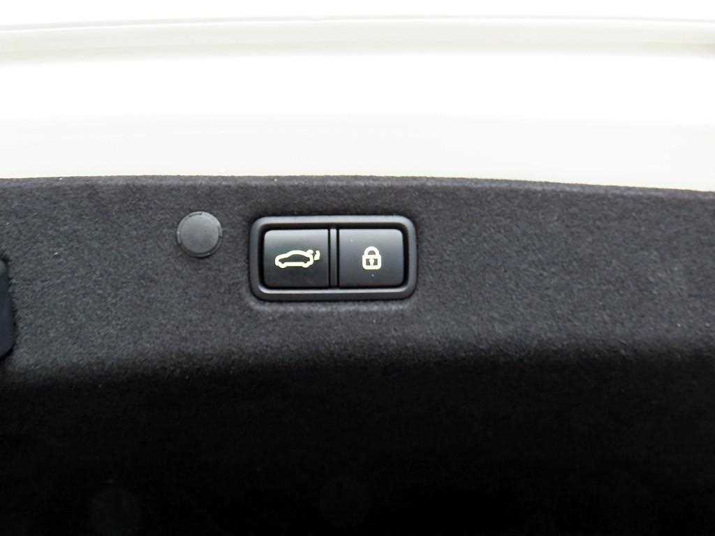 HYUNDAI Grandeur 2020 Blanco - Importación desde Corea - HF Imports Iquique - Foto 16