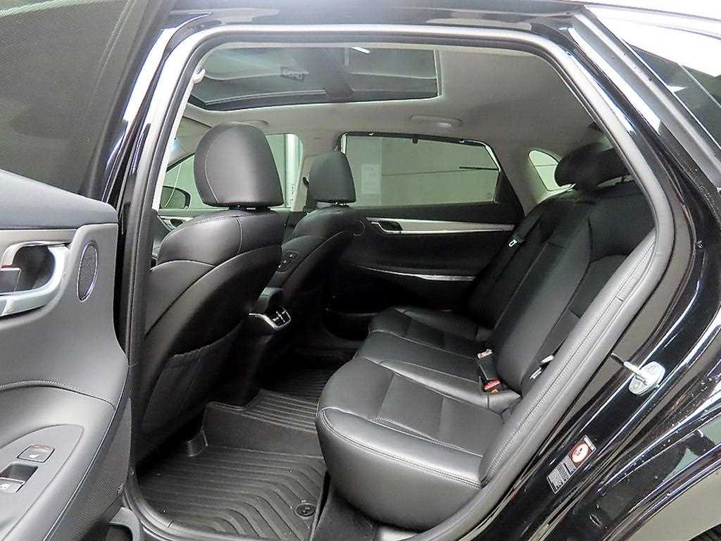 HYUNDAI Grandeur - Vista 6