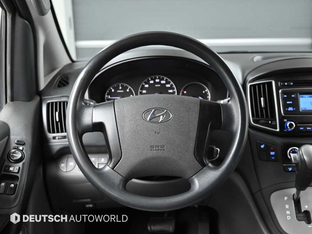 HYUNDAI Starex 2018 Plateado - Importación desde Corea - HF Imports Iquique - Foto 13