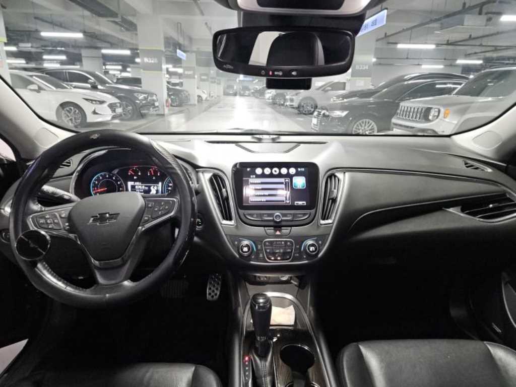 Chevrolet Malibu - Vista 7