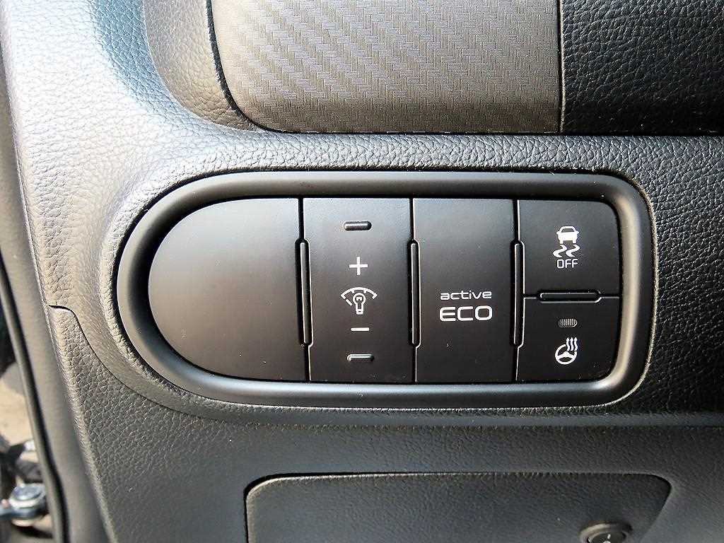 KIA K3 2013 Negro - Importación desde Corea - HF Imports Iquique - Foto 13