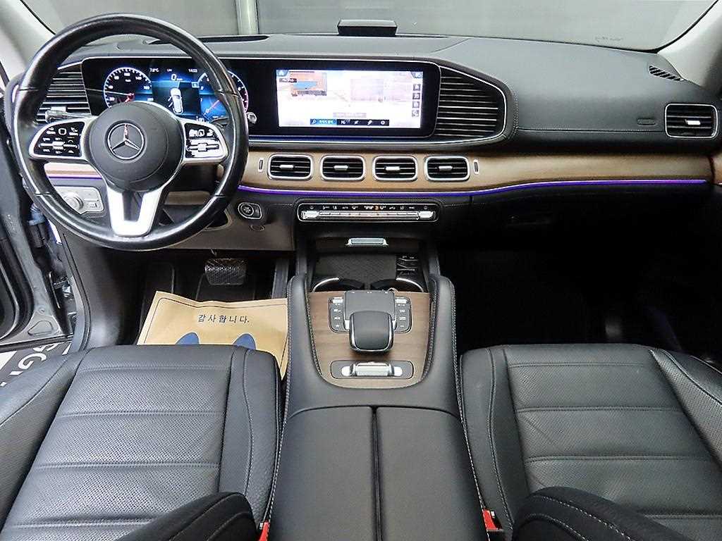 Mercedes Benz GLE Class - Vista 7