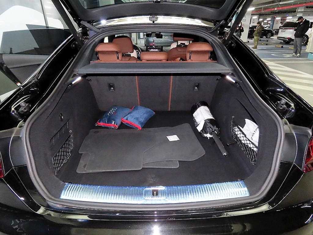 Audi A5 2022 Negro - Importación desde Corea - HF Imports Iquique - Foto 17