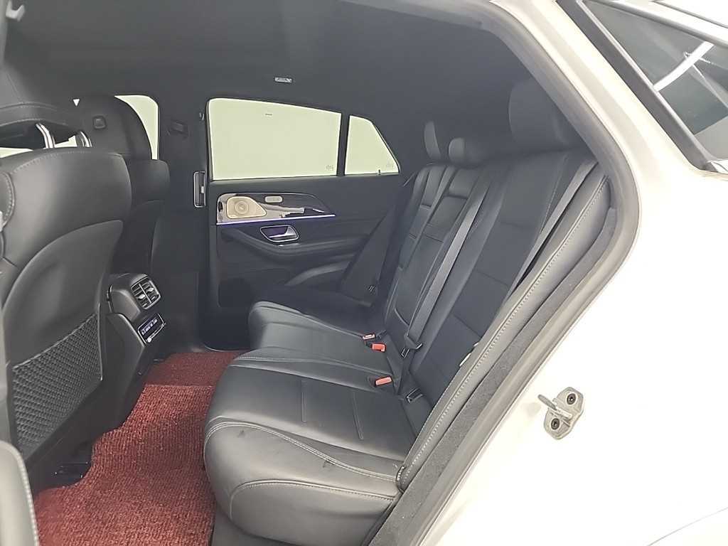 Mercedes Benz GLE Class - Vista 12