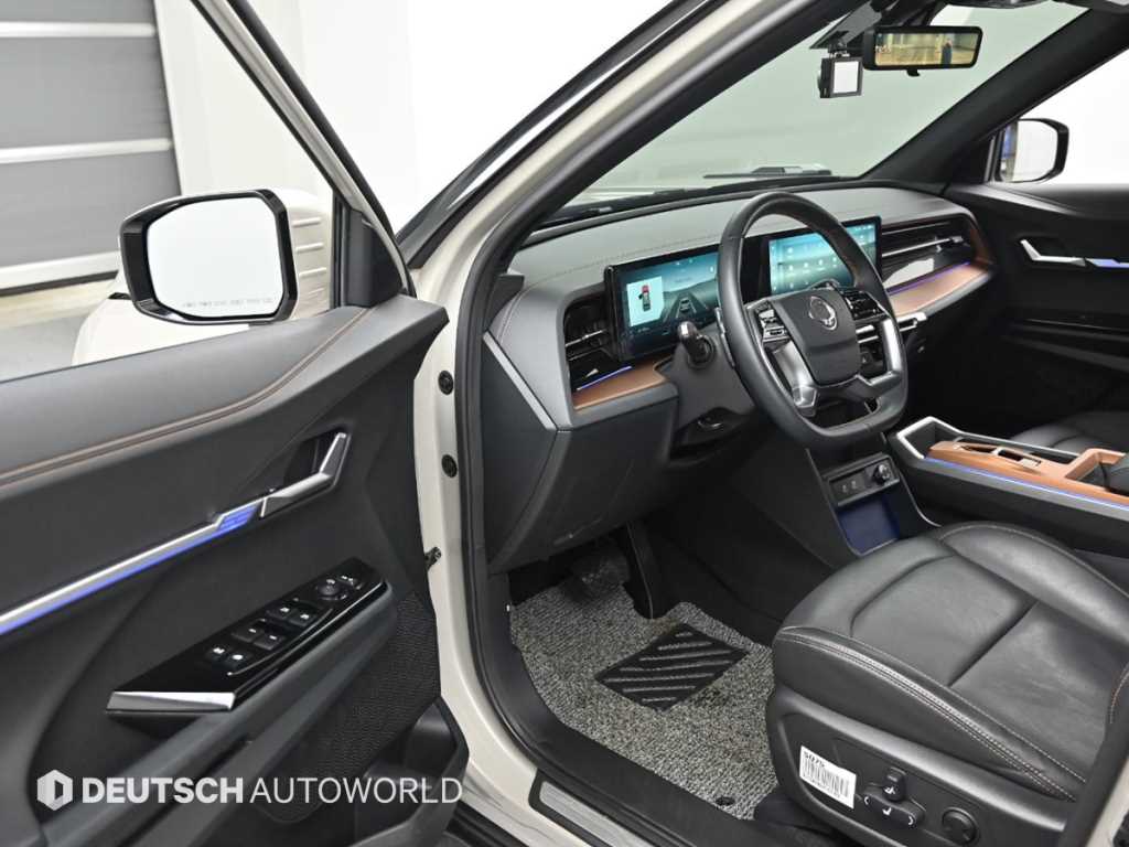 Ssangyong Torres - Vista 11