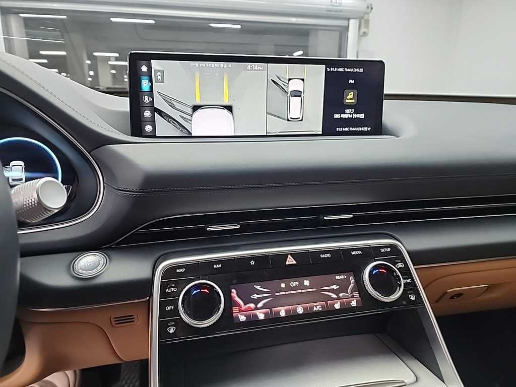 Genesis GV80 - Vista 10