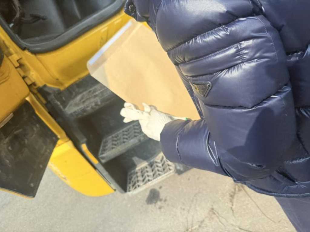 medium and large cargo apChoukJingae - Vista 6