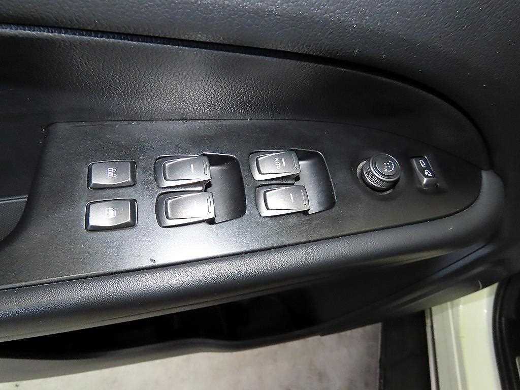 Ssangyong Rexton 2022 Blanco - Importación desde Corea - HF Imports Iquique - Foto 13