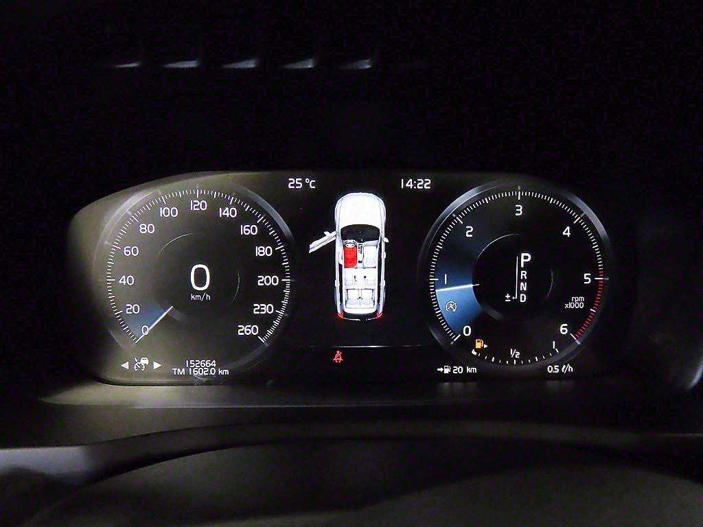 Volvo XC90 - Vista 9