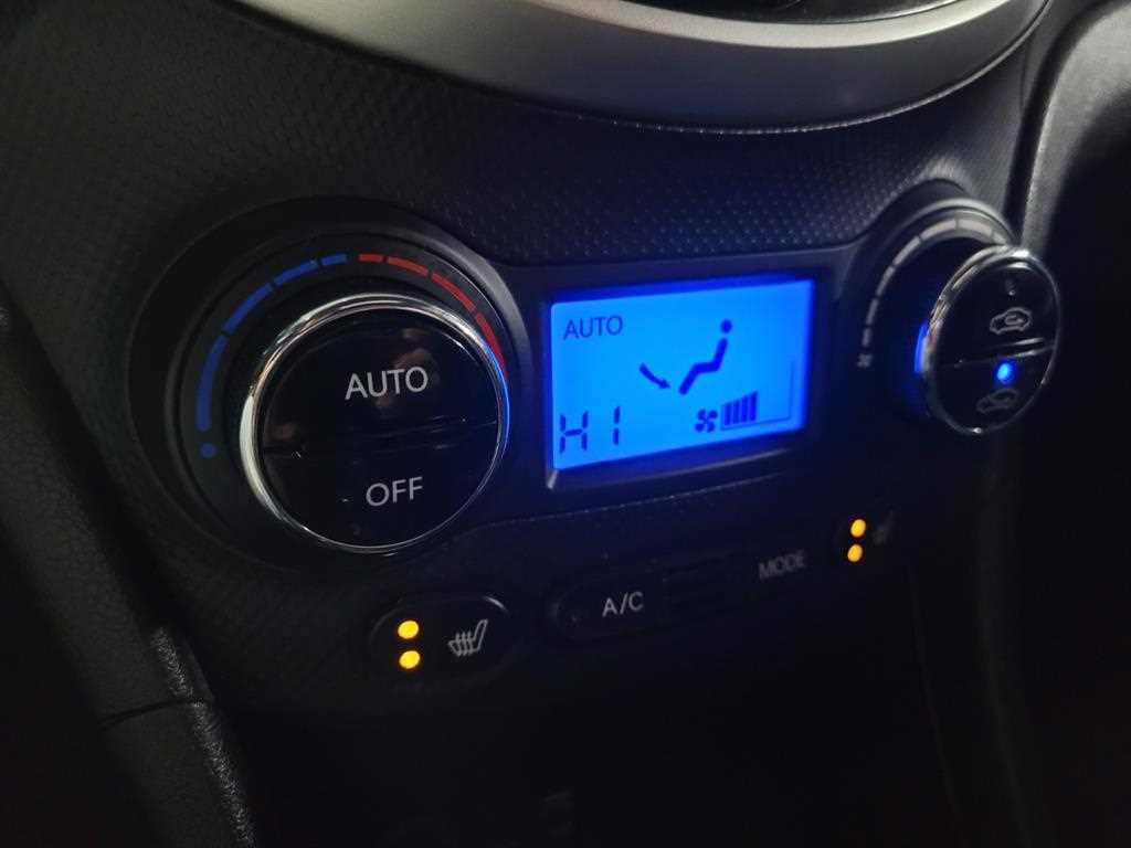 HYUNDAI Accent 2014 Gris - Importación desde Corea - HF Imports Iquique - Foto 13