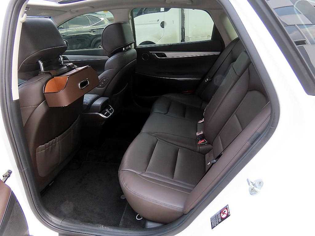 HYUNDAI Grandeur - Vista 6