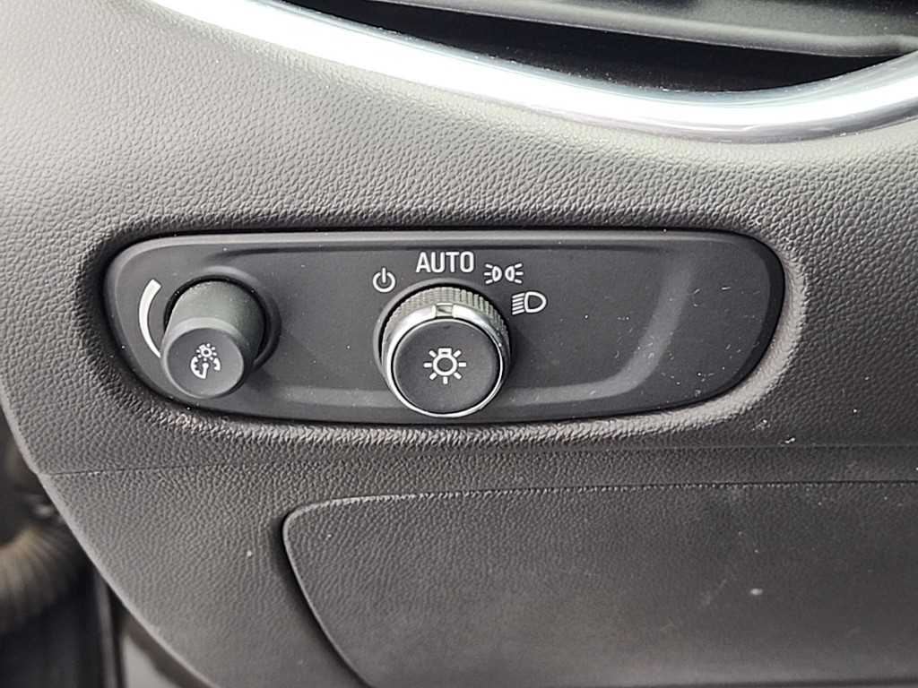 Chevrolet Malibu 2018 Negro - Importación desde Corea - HF Imports Iquique - Foto 18