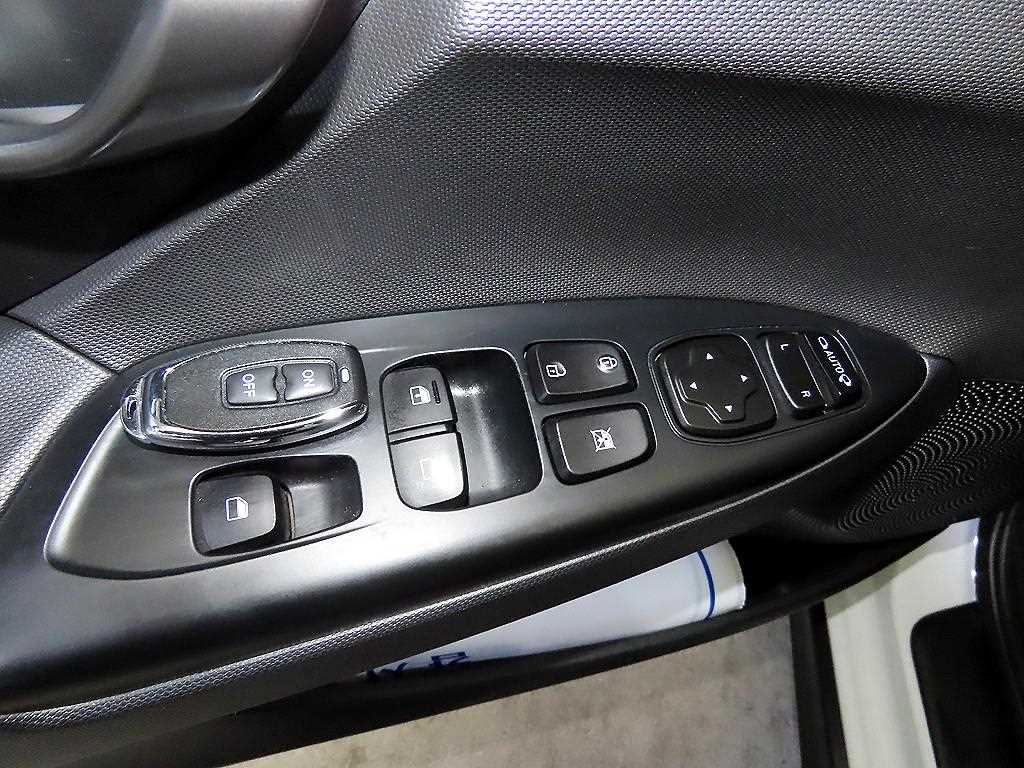 HYUNDAI Veloster 2019 Blanco - Importación desde Corea - HF Imports Iquique - Foto 13