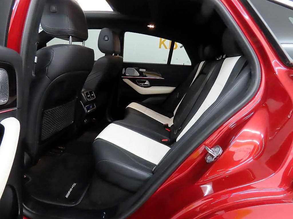 Mercedes Benz GLE Class - Vista 6