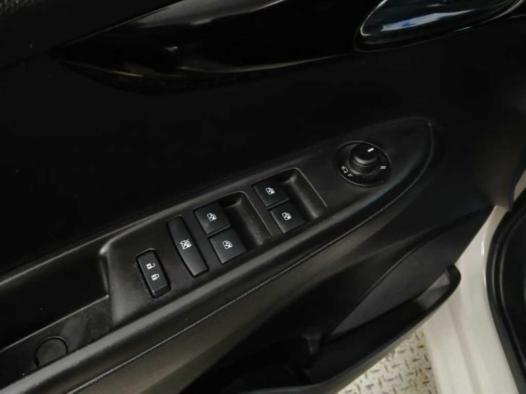 Chevrolet Spark - Vista 11