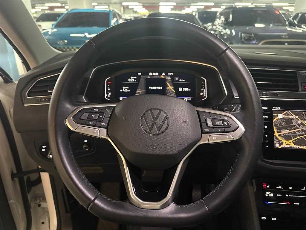Volkswagen Tiguan - Vista 7