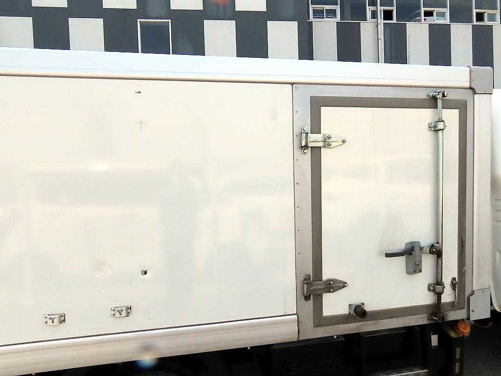 Small Truck Normal Box(Low Deck) - Vista 5