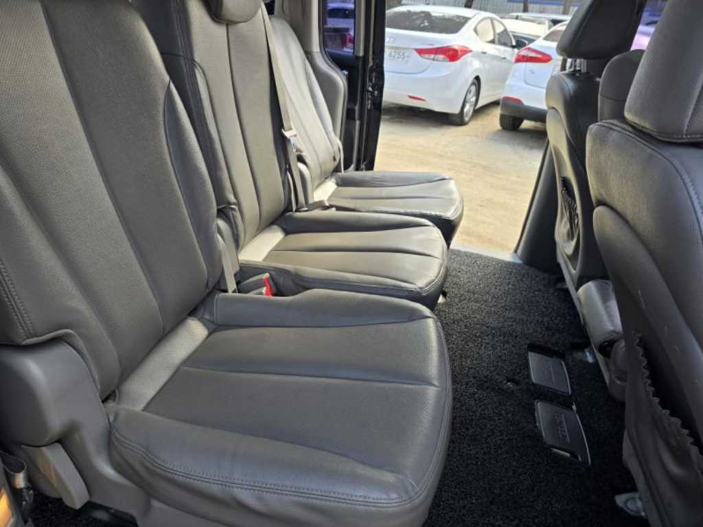 KIA Carnival 2014 Negro - Importación desde Corea - HF Imports Iquique - Foto 16