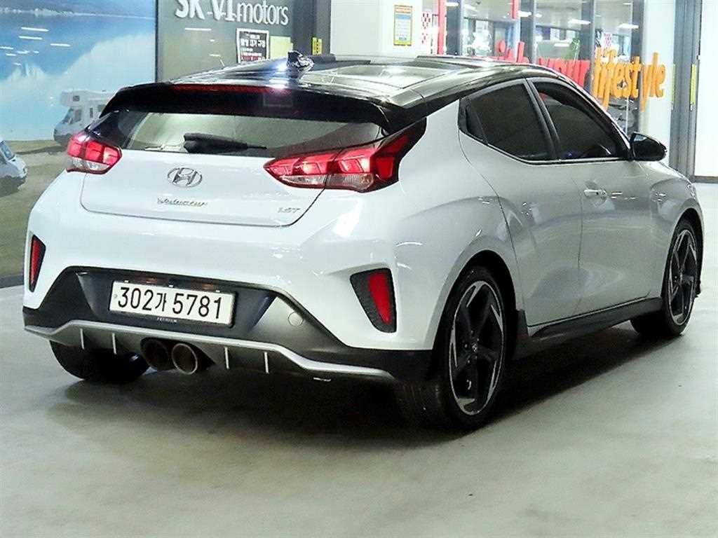 HYUNDAI Veloster - Vista 4