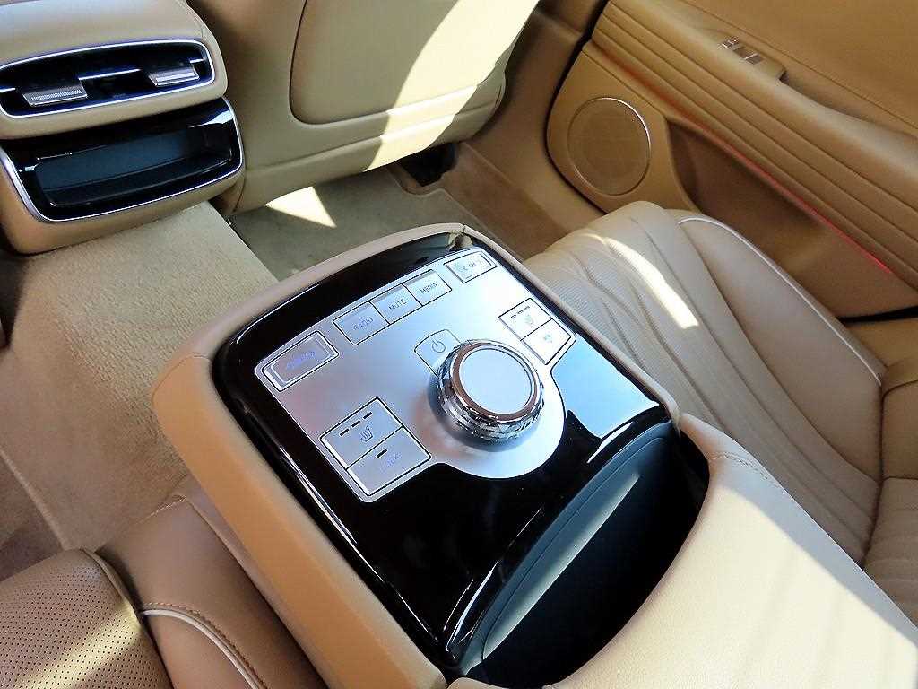 Genesis G80 2025 Azul - Importación desde Corea - HF Imports Iquique - Foto 16