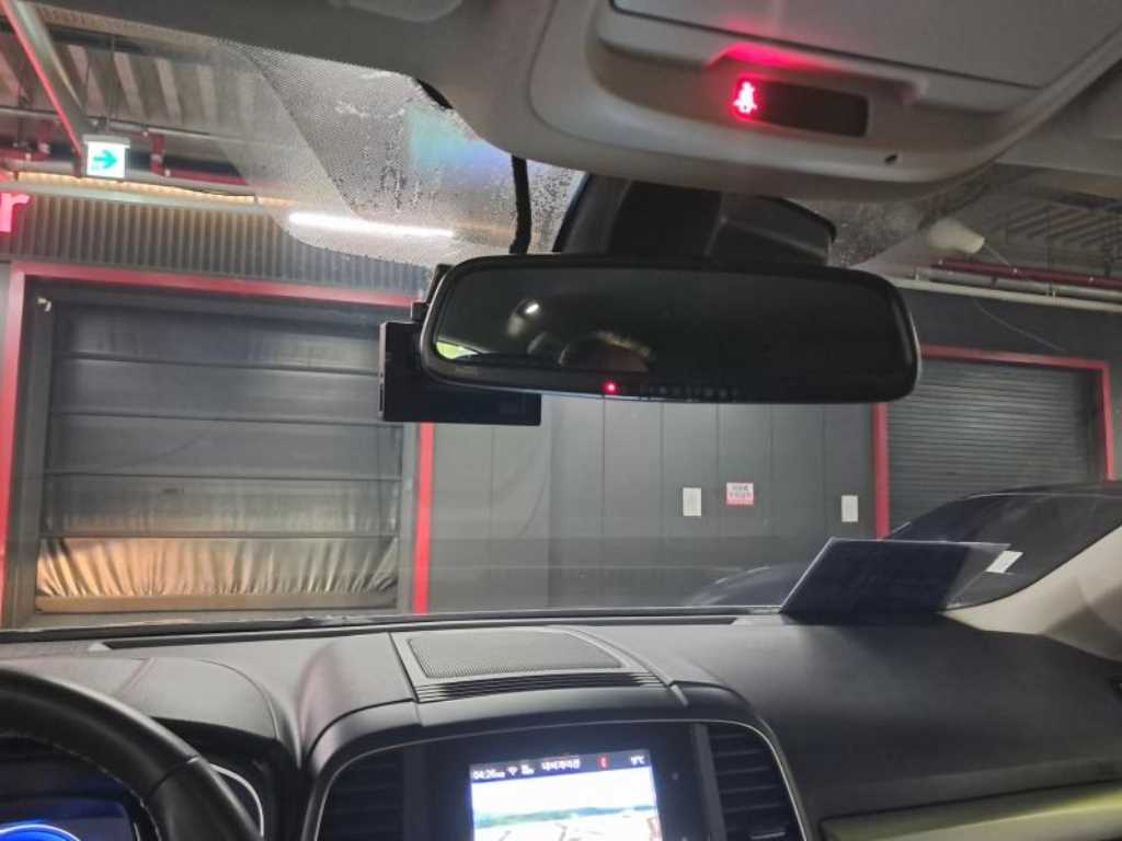 SAMSUNG QM6 - Vista 12