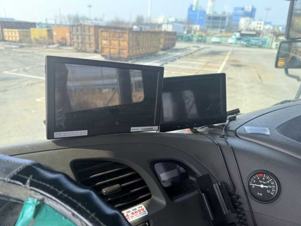 medium and large cargo apChoukJingae - Vista 7