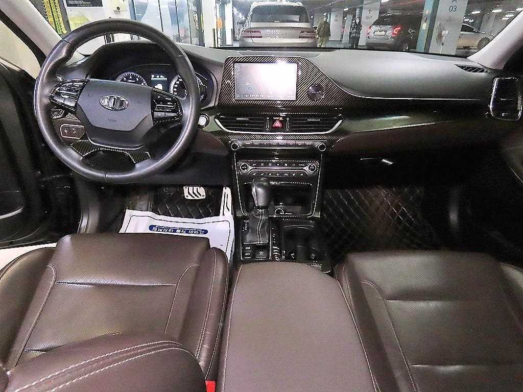 HYUNDAI Grandeur - Vista 10