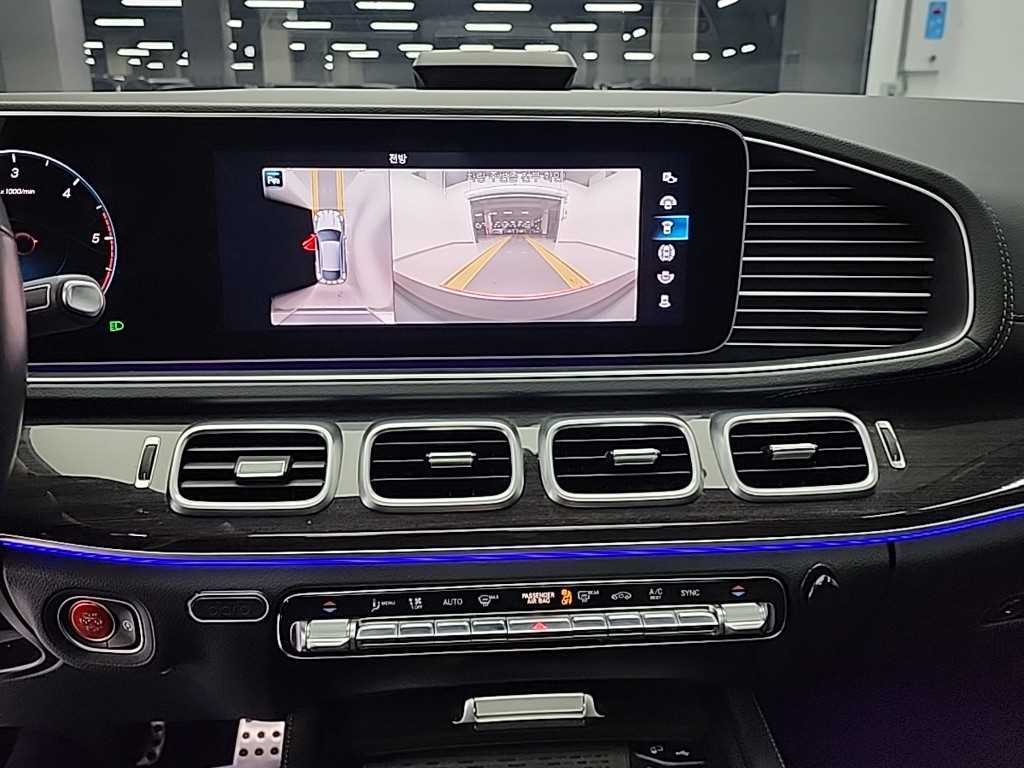 Mercedes Benz GLE Class - Vista 10