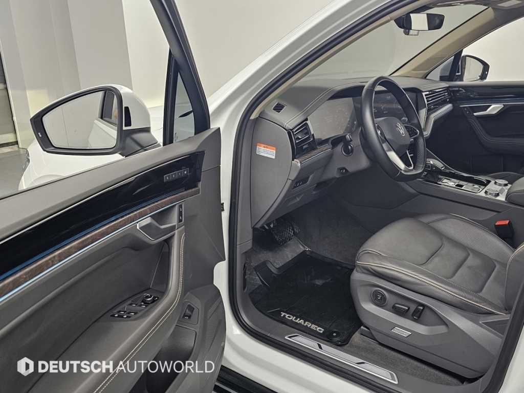 Volkswagen Touareg - Vista 11