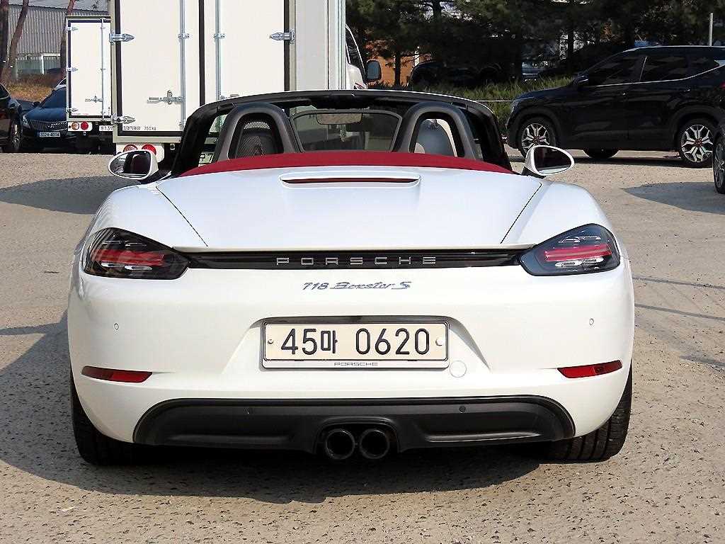 Porsche 718 - Vista 4