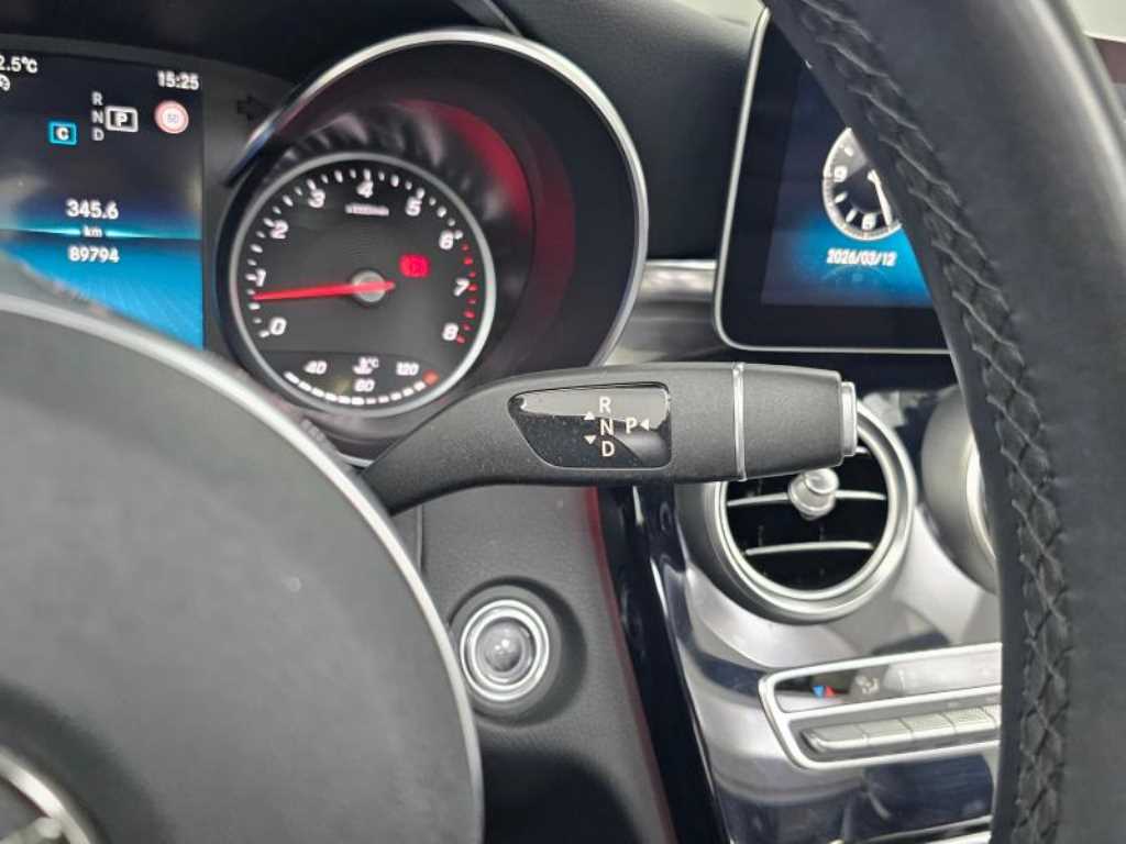 Mercedes Benz C Class - Vista 9