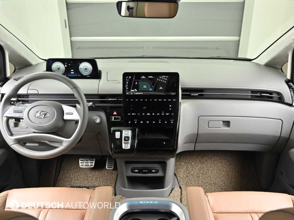 HYUNDAI Staria - Vista 7