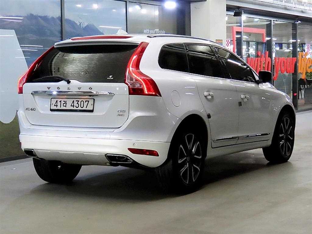 Volvo XC60 - Vista 4