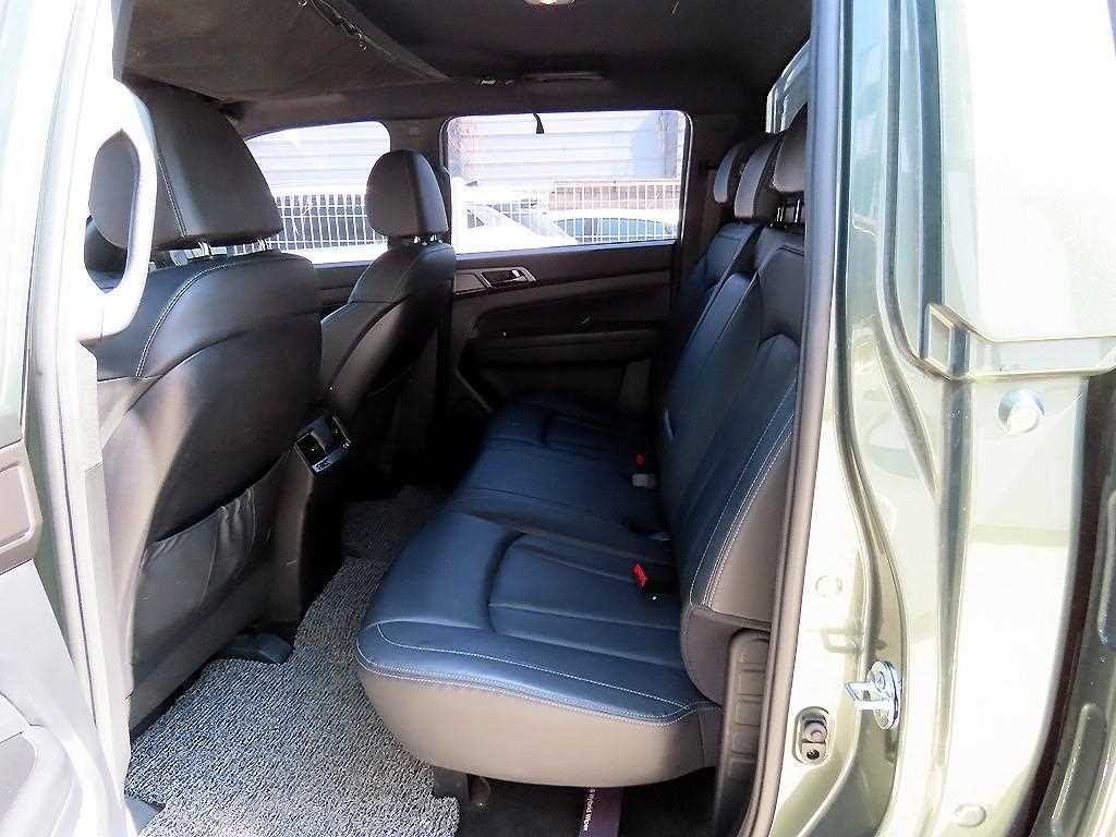 Ssangyong Rexton - Vista 6