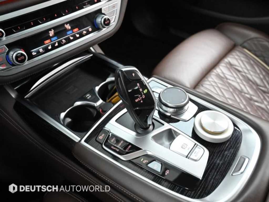 BMW 7 Series - Vista 9