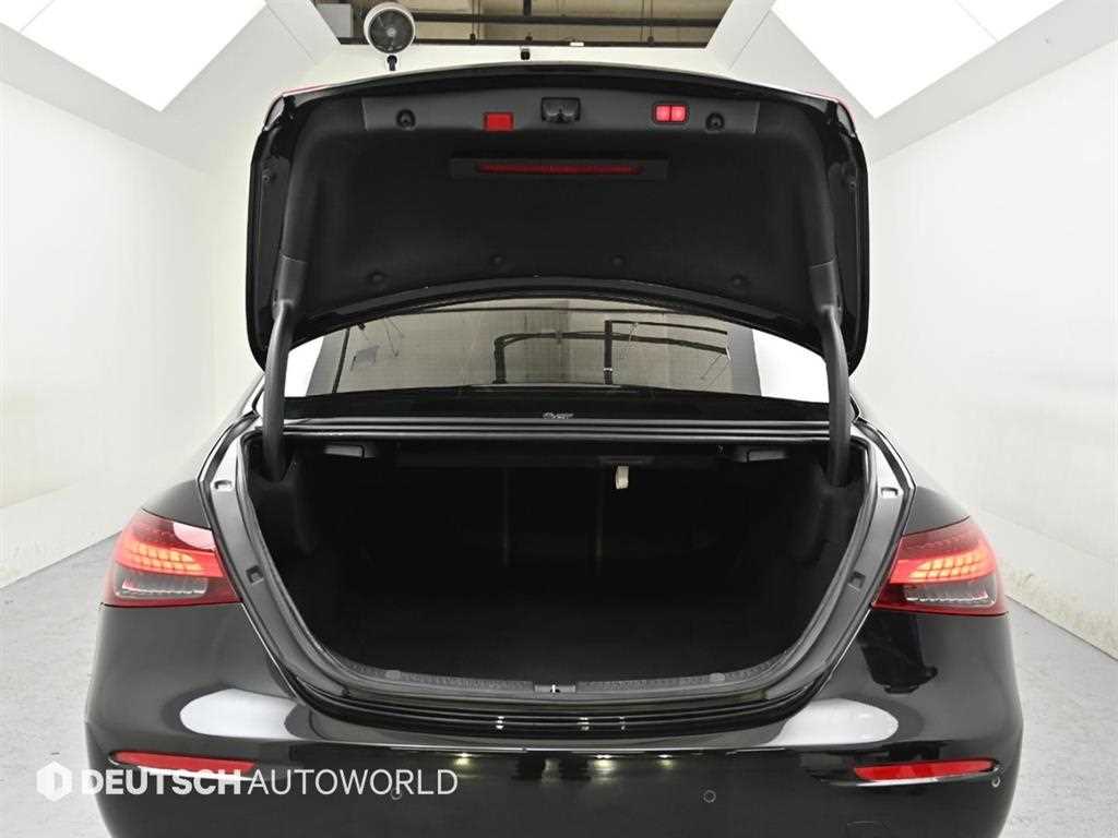 Mercedes Benz E class 2022 Negro - Importación desde Corea - HF Imports Iquique - Foto 19