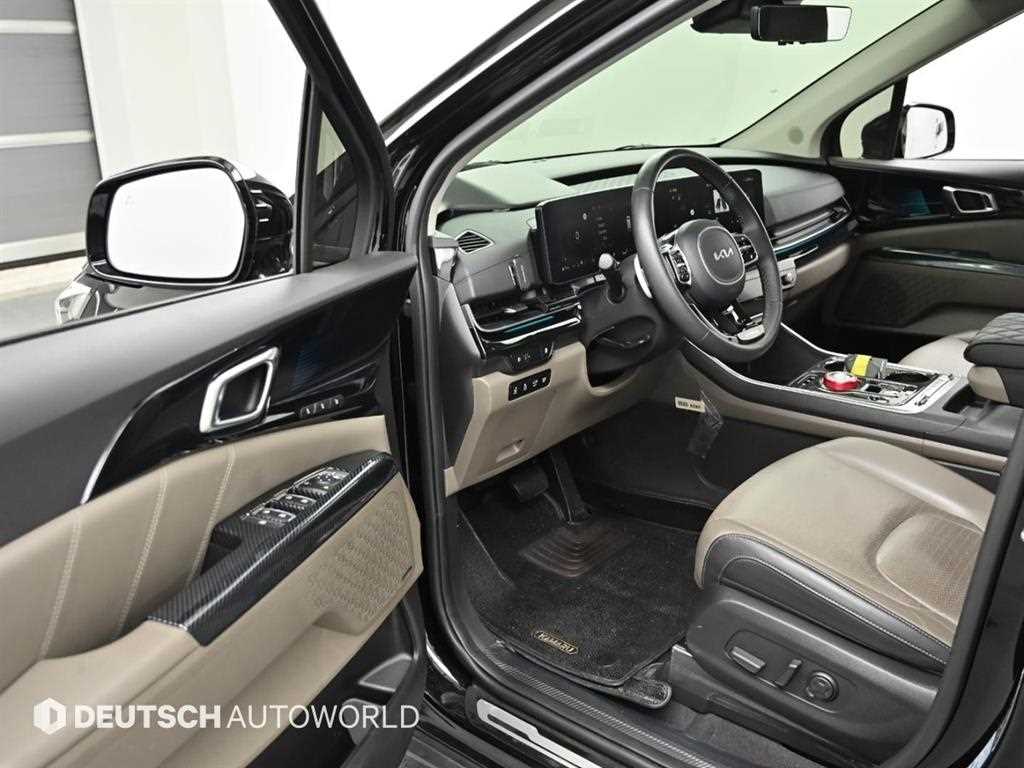 KIA Carnival - Vista 11