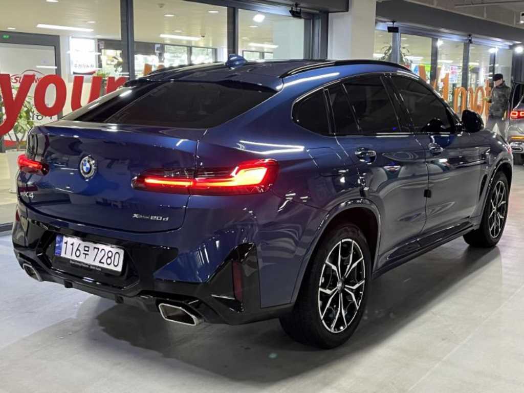 BMW X4 - Vista 4