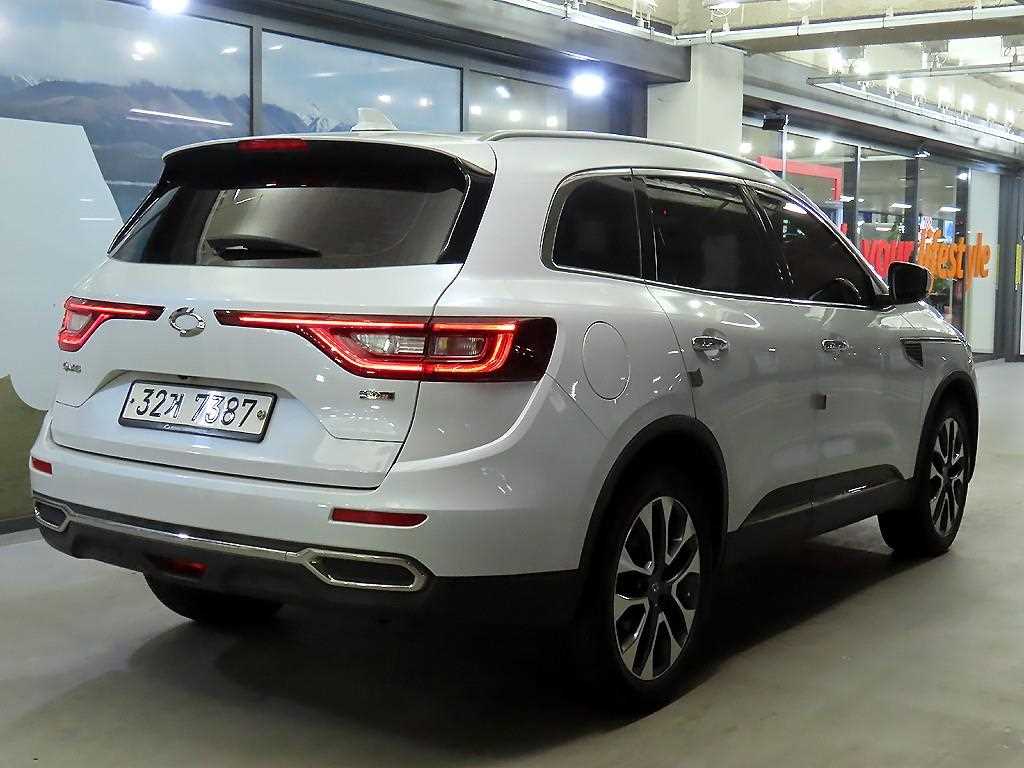 SAMSUNG QM6 - Vista 4