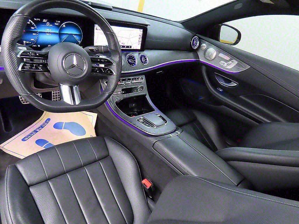 Mercedes Benz E class - Vista 7