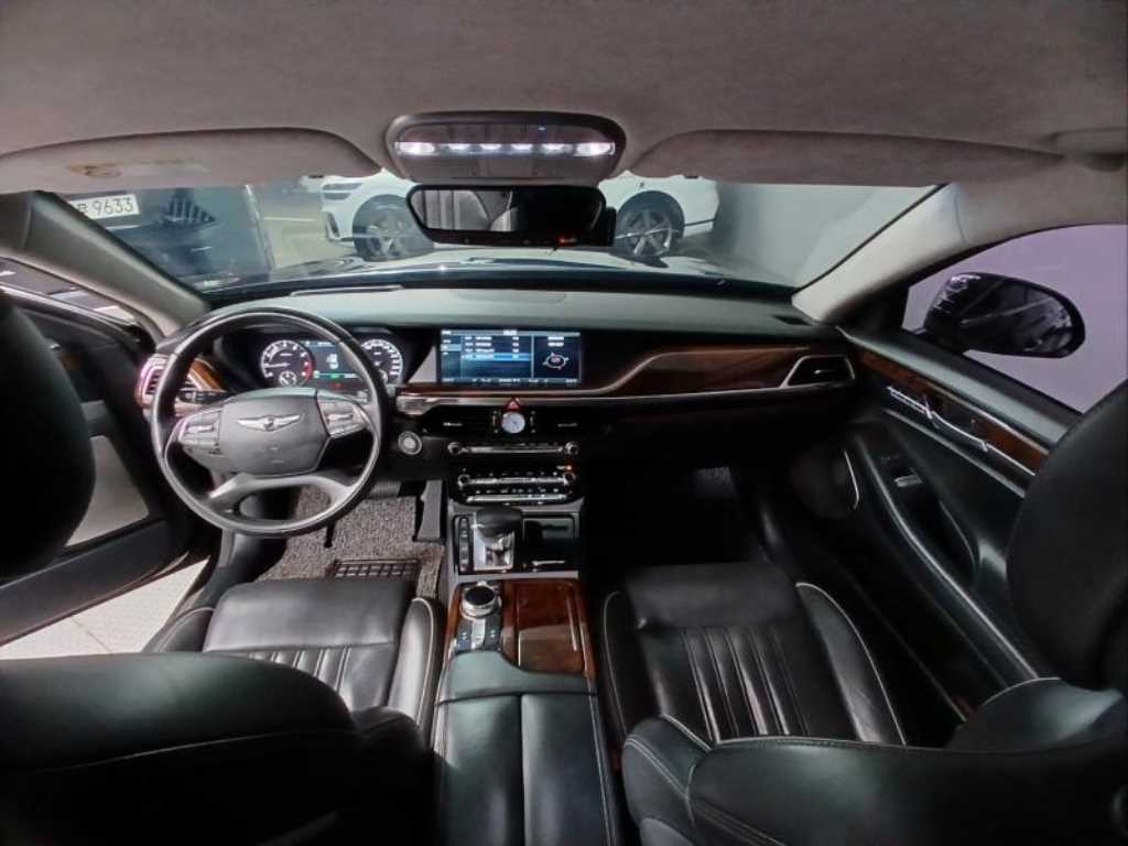 Genesis EQ900 - Vista 6