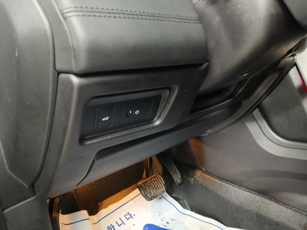 Land Rover Discovery Sports - Vista 11