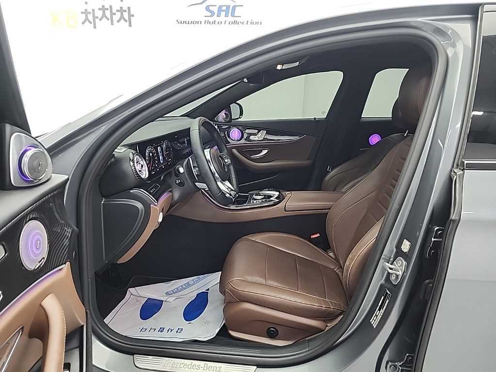 Mercedes Benz E class - Vista 11