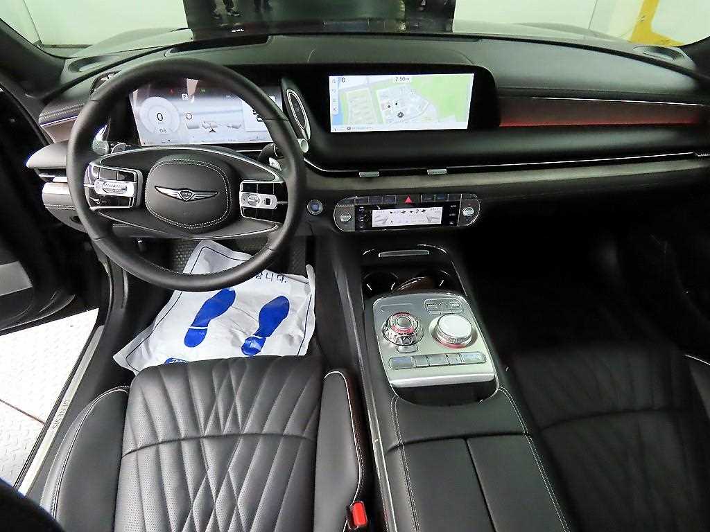 Genesis G90 - Vista 7