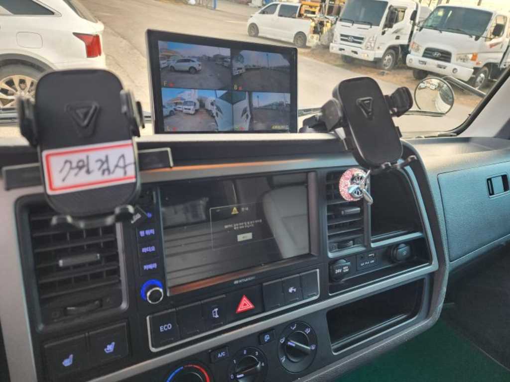 medium and large cargo truck 2023 Blanco - Importación desde Corea - HF Imports Iquique - Foto 16