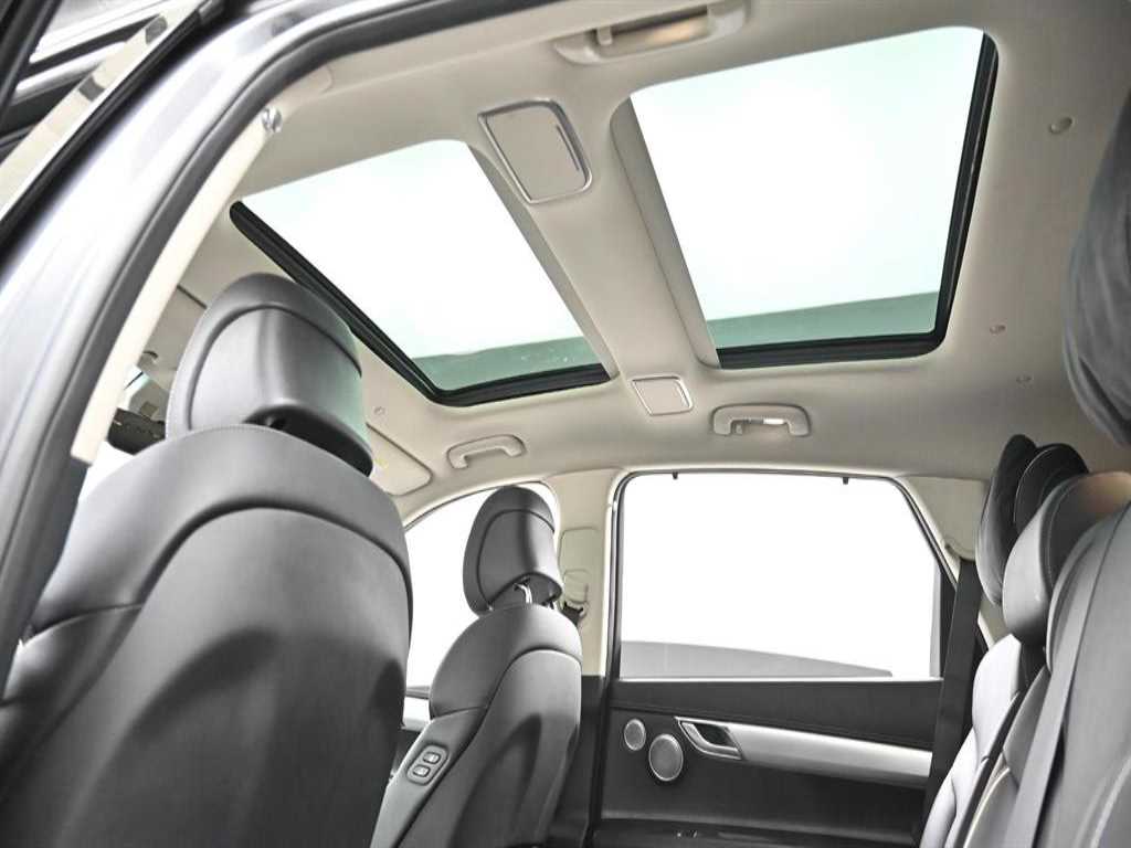 Genesis GV80 - Vista 7