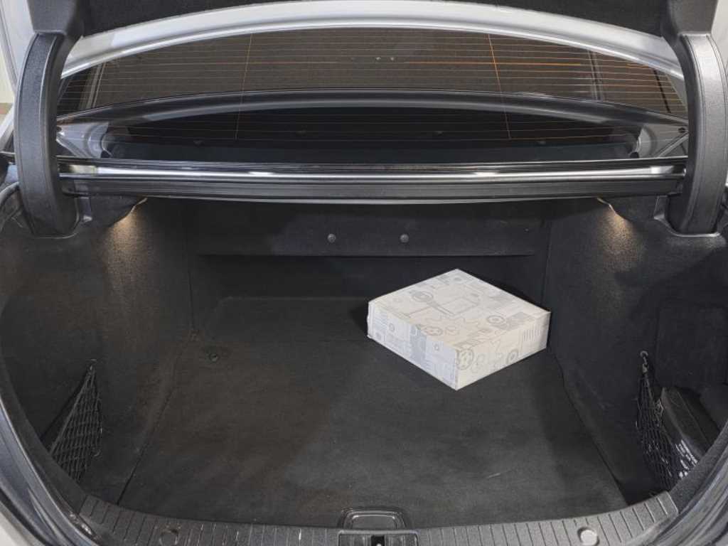 Mercedes Benz S Class - Vista 6