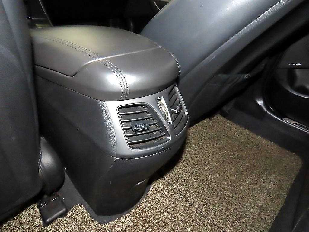 HYUNDAI Grandeur 2014 Negro - Importación desde Corea - HF Imports Iquique - Foto 17