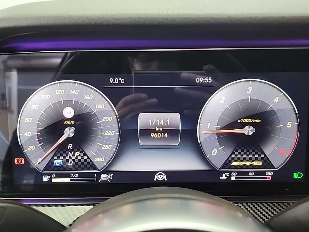 Mercedes Benz E class - Vista 6